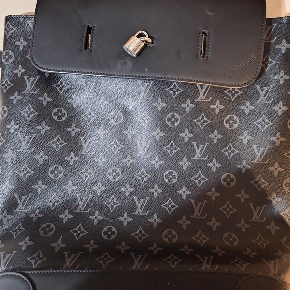 Louis Vittion backpack (Monogram Steemer)Rare BLACK..O/S - Picture 2 of 3